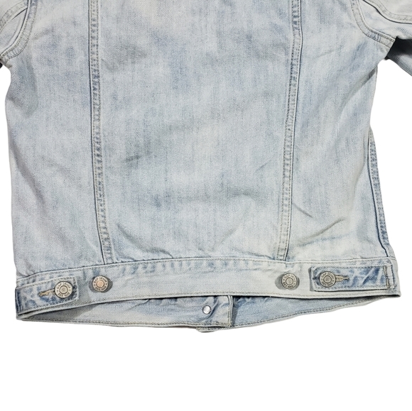 Gap Denim Jean Jacket Size XS Light Blue Wash 100% Cotton Fitted Y2K Classic - Picture 9 of 14